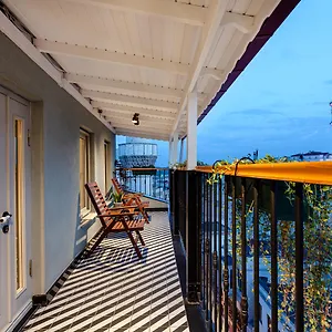 فندق World House Boutique Galata ***